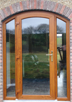 Light Oak arched door with sidelights