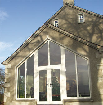 White Grain W43 screen with D7 French doors