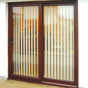 Mahogany D8 with plain glass